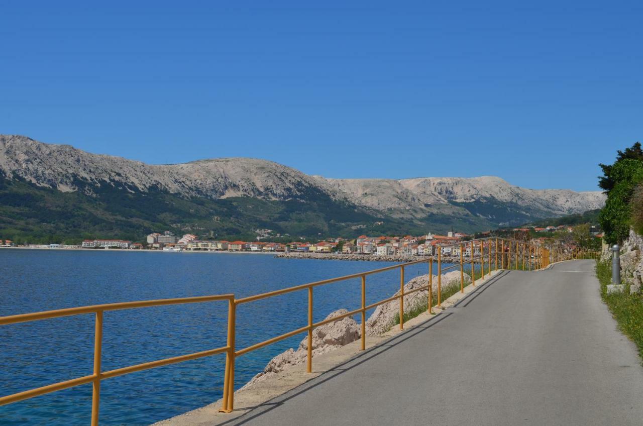 Apartments Kricin 14 Baska  Bagian luar foto